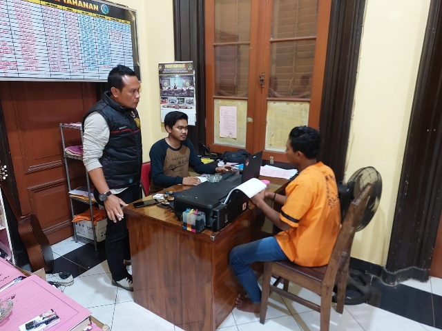 Polres Bondowoso Berhasil Amankan Terduga Pengedar Ribuan Pil Logo Y dalam Ops Pekat