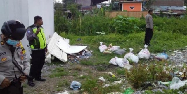 Giat Patroli Rutin Polsek Tambaksari bersama 3 Pilar dalam Mengantisipasi Judi Burung Merpati di Ploso Surabaya