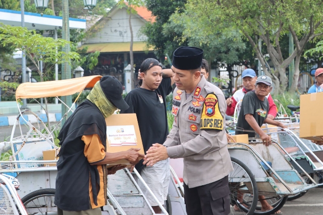 Polres Pasuruan Kota Salurkan Bantuan Kemanusian Untuk Negeri