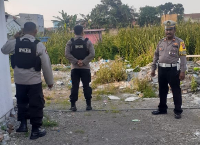 Polsek Tambaksari bersama 3 Pilar Melaksanakan Patroli Rutin Antisipasi Judi Burung Merpati di Ploso Surabaya