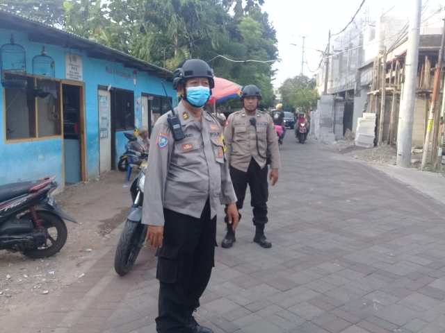 Polsek Tambaksari bersama 3 Pilar melaksanakan Patroli Rutin dalam Mengantisipasi Judi Burung Merpati di Karanggayam Surabaya