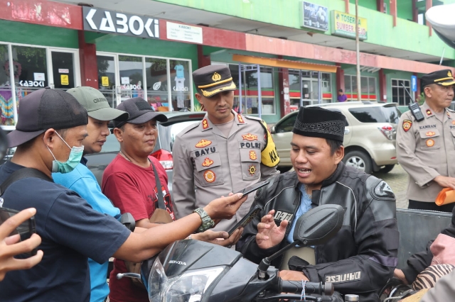 Warga Sampaikan Terima Kasih ke Polisi saat Mudik Aman dan Lancar