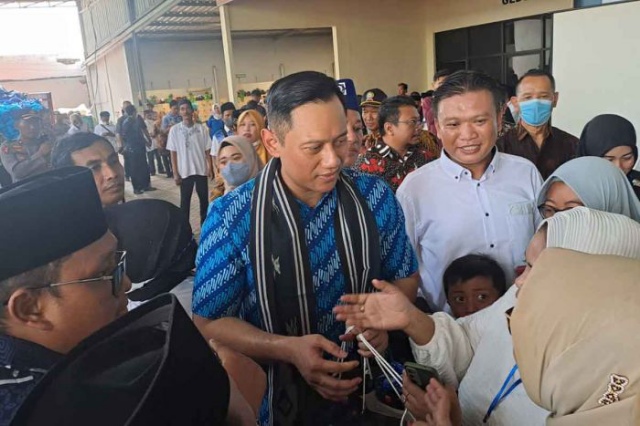 Safari Ramadhan, AHY Temui Pabrik Rokok Lamongan, Janji Sejahterakan Buruh