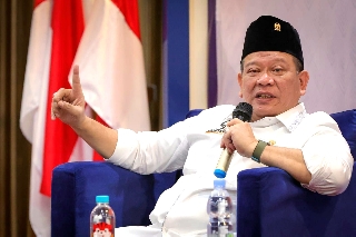 Jokowi Ijinkan Keruk Pasir Laut, LaNyalla Ingatkan Soal Tujuan dan Pengawasan