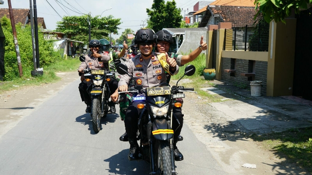 Laksanakan Patroli Motor Untuk Kamtibmas Bukti Sinergitas TNI-Polri di Gresik