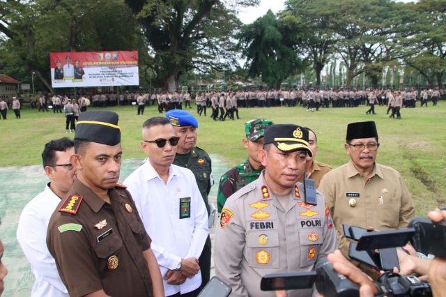 Siagakan 4000 Personel Gabungan Polda Jatim Amankan Pilkades Serentak Gelombang Kedua di Bangkalan