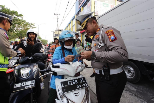 Cegah Ruang Gerak Curanmor, Polrestabes Surabaya Gelar Operasi Gabungan