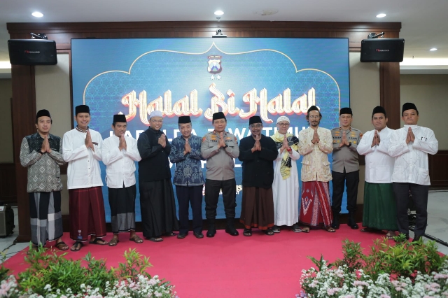Kapolda Jatim Sampaikan Terimakasih Kepada Para Tokoh Ulama dan Elemen Masyarakat agar Jawa Timur Kondusif