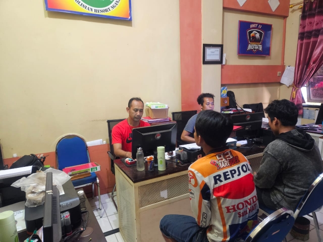 Diduga Edarkan Pil Koplo, Kuli Bangunan Ditangkap Satresnarkoba Polres Nganjuk