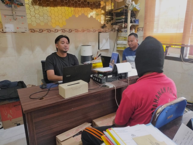 Seorang Ayah Hamili Anak Tiri Dibawah Umur diamankan Polres Sampang