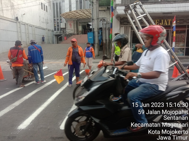 Polresta Mojokerto Pasang Speed Trap Antisipasi Balap Liar di Tengah Kota