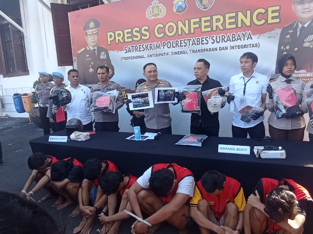 9 Pelaku Pengeroyokan Mengatasnamakan Oknum Anggota Pencak Silat PSHW Diamankan Polrestabes Surabaya