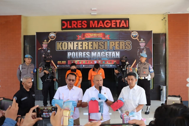 Tersangka Emak-emak Diamankan Polres Magetan Berhasil Mengungkap Kasus TPPO