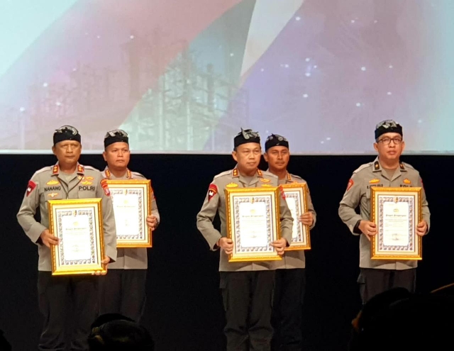 Penghargaan Inovasi Pelayanan Terbaik 2023 dari Kapolri diterima Polresta Sidoarjo