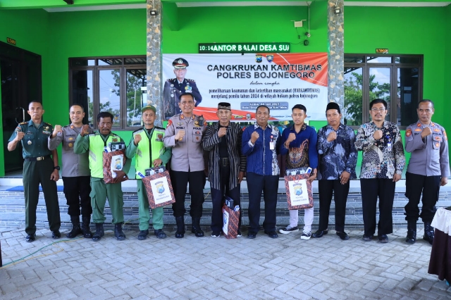 Polres Bojonegoro Gelar Cangkrukan Kamtibmas Bareng Warga dalam Rangka Harkamtibmas