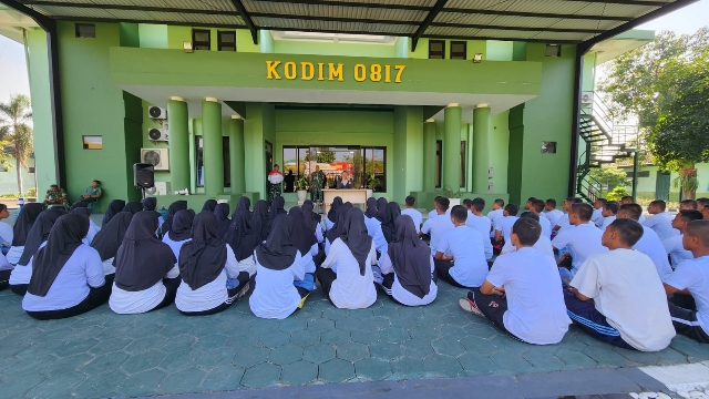 Jadilah Kebanggaan, Pesan Dandim Gresik Beri Semangat Anggota Paskibra