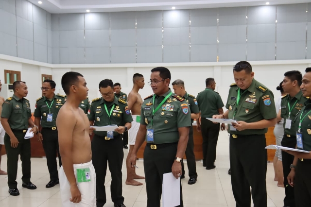 Pangdam XII/Tpr Pimpin Sidang Pemilihan Caba PK Reguler Wanita dan Sumber Keahlian TA 2023