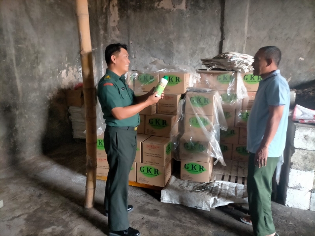 Pelda Yazid Berikan Semangat Memotivasi Pengusaha Pupuk Organik di Wilayah Binaan