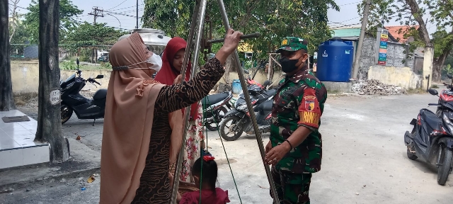 Dukung Percepatan Cegah Stunting, Babinsa Aktif Melaksanakan Pendampingan Pelayanan Kesehatan Masyarakat