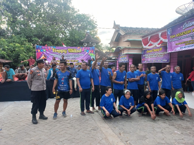 Polisi RW di Ngawi Peduli ODGJ Kunjungi Panti Rehabilitasi Beri Motivasi