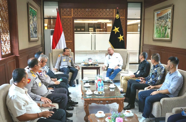 Temui Kapolda, Ketua DPD RI Sampaikan Aspirasi Pesilat Jatim