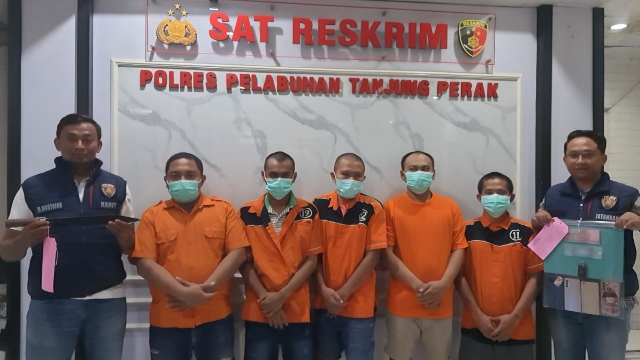 Polres Pelabuhan Tanjung Perak Berhasil Mengamankan Komplotan Pencurian Mobil