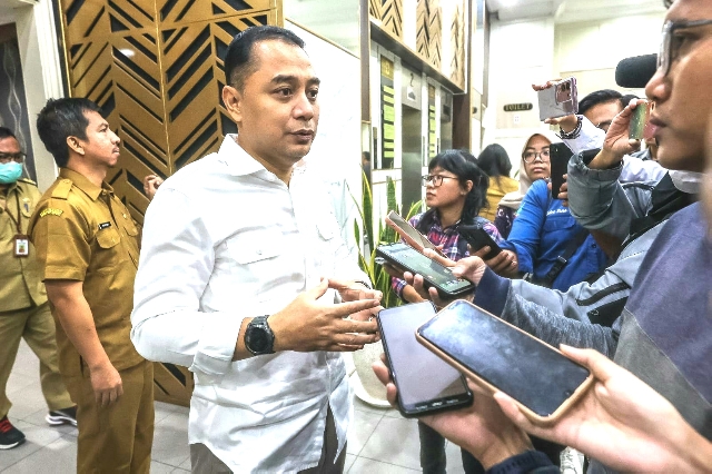 Cegah Polio, Wali Kota Eri Targetkan Imunisasi Tuntas Sehari