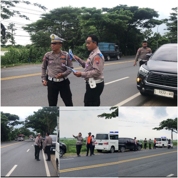 Tekan Angka Kecelakaan, Satlantas Polres Gresik Monev Blackspot dan Troublespot di Jalan Raya Duduksampeyan