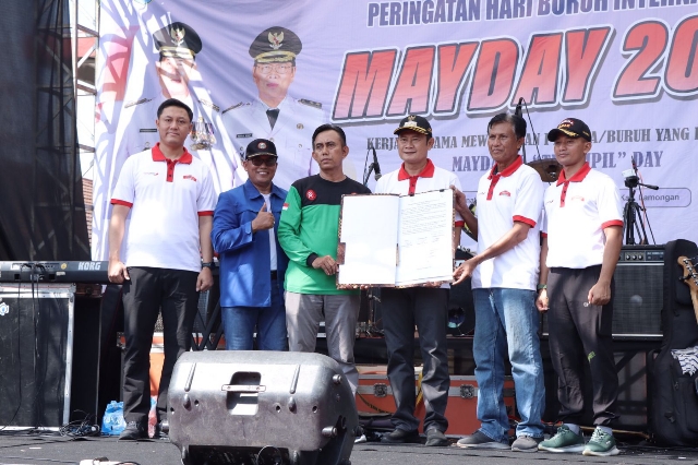 Forkopimda Lamongan bersama SPSI Gelar Deklarasi Damai saat Hari Buruh Se-Dunia