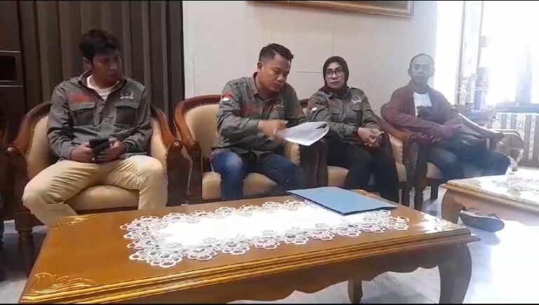 DPP AMI ; Meminta KPK Untuk Segera Menangkap Bupati Sidoarjo yang Sudah Mangkir