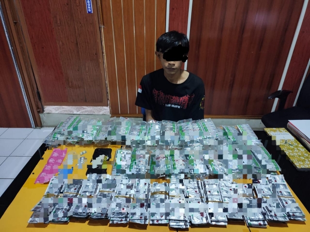 Pelaku Pengedar Okerbaya Jenis Pil Koplo Diamankan Polisi