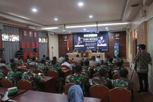 Cooling System, Polres Jember dan Kodim 0824 Gandeng Media Gelar Dialog Interaktif Sinergitas TNI-Polri Pam Pilkada 2024