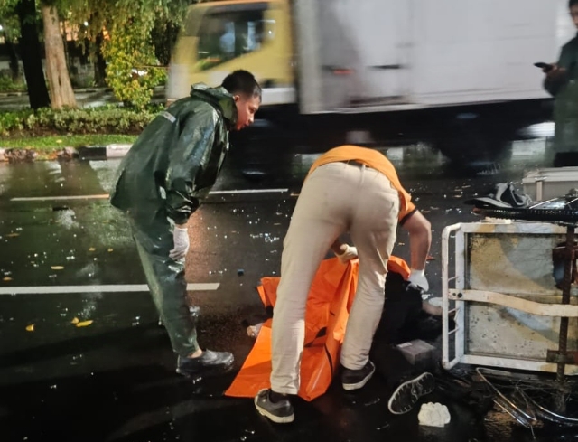 Penjual Bak Pao Keliling Ditabrak Sepeda Motor Meninggal di Tempat Kejadian