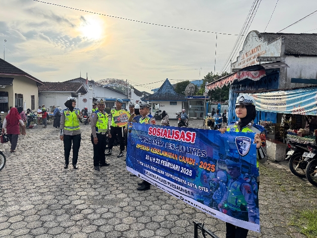 Satlantas Polres Purbalingga Adakan Penerangan Keliling Tertib Lalu Lintas di Pabrik Bulu Mata