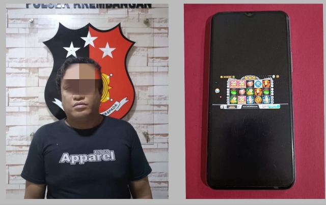 Pelaku Judi Online di Kedai Kopi de Genk diamankan Anggota Unit Reskrim Polsek Krembangan