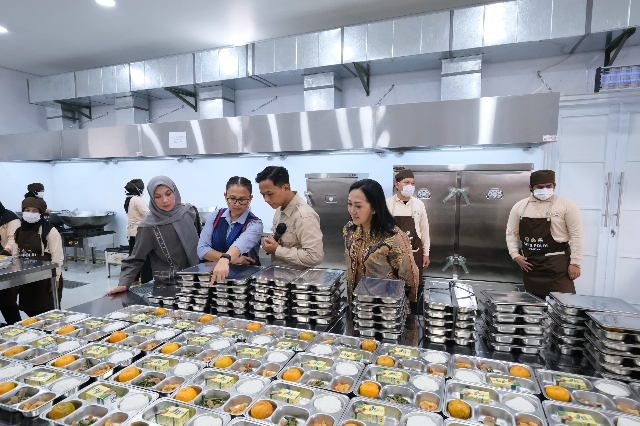 Polri, BGN dan YKB Uji Coba SPPG Polri di Pejaten dan Cipinang