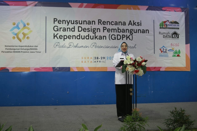 BKKBN Jatim Sosialisasikan Peta Jalan Grand Design Pembangunan Kependudukan