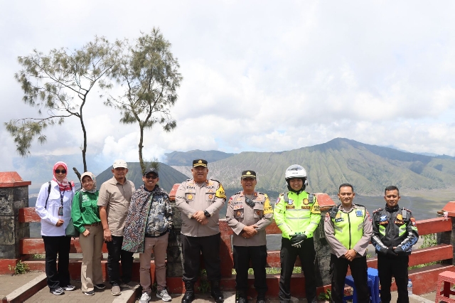 Pastikan Aman Bencana Alam , Kapolres Tinjau Kawasan Wisata Gunung Bromo Tosari