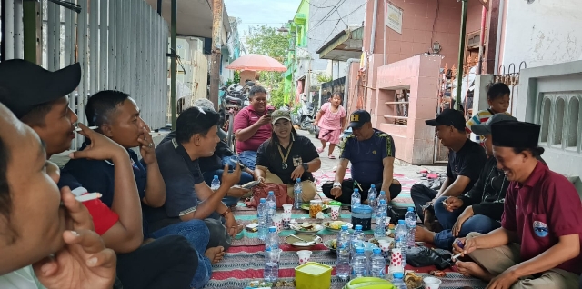 Dalam Rangka Mempererat Silaturrahmi serta Menumbuhkan Rasa Persaudaraan dan Menjalin Harmonisasi, Keluarga Besar Media Harian Mata Berita Mengadakan Halal Bihalal