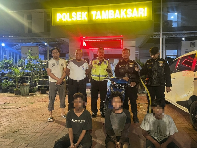 Tiga Remaja Salah Asuhan Diduga Komunitas Pogotneverdie Diamankan Anggota Tim Respati Jogoboyo Polrestabes Surabaya