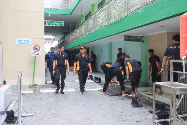 Polres Bojonegoro Menggelar Bakti Religi di Sejumlah Tempat Ibadah dalam Menyambut HUT Bhayangkara ke-79