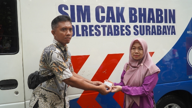 Polrestabes Surabaya Hadirkan CFD Humanis Penuh dalam Melayanani Kesehatan dan Administratif Menjelang HUT Bhayangkara Ke-79