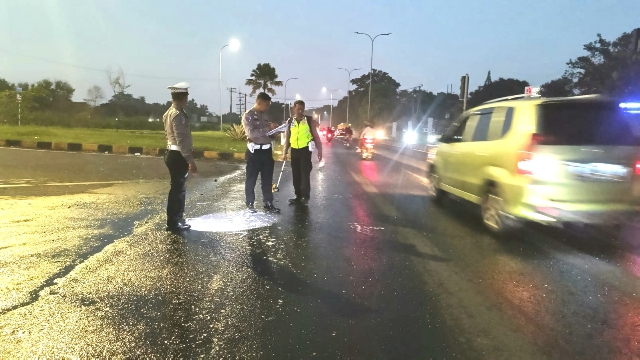 Polda Jatim Terjunkan Tim TAA Olah TKP Kecelakaan Truk Tabrak 9 Kendaraan di Purwodadi Pasuruan