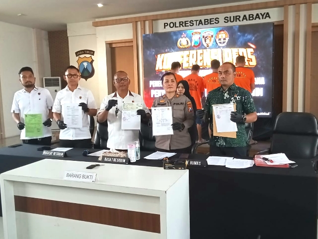 Jual BBM Subsidi ke Pabrik 4 Orang Diamankan Polrestabes Surabaya