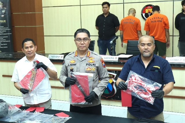 Sindikat Pencurian Bersenjata di Minimarket Lintas Provinsi Berhasil Diungkap Polda Jatim