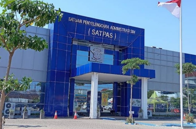 Pakai Kode dalam Melakukan Dugaan Pungli, Oknum Orang Dalam Satpas Colombo Tarif Harga Nominal Besar kepada Pemohon Pengurusan SIM