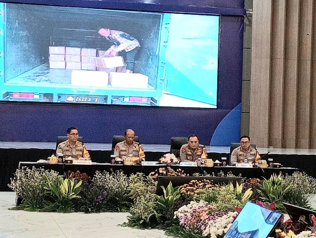 Jelang Penghujung Tahun 2025, Kapolda Jatim: Kamtibmas di Wilayah Jatim Tetap Kondusif
