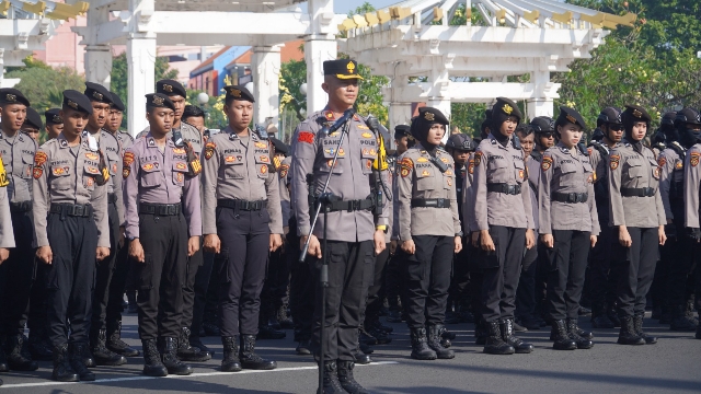 Kapolrestabes Surabaya Pimpin Pengamanan May Day 2026, Tekankan Sikap Pelayanan Humanis