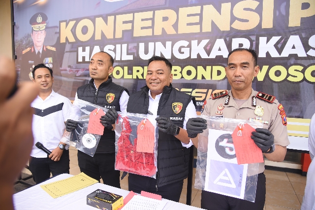 Ungkap Live Streaming Asusila Dua Tersangka Diamankan Anggota Polres Bondowoso