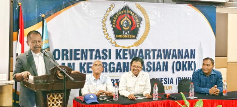 Bekali Wartawan dalam Menjaga Integritas dan Kepercayaan Publik di Era AI, PWI Jombang Menggelar OKK Angkatan XXVI